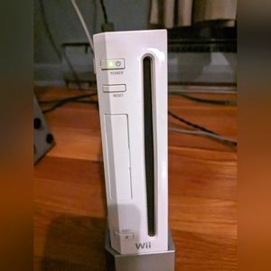 Wii plus games/accessories